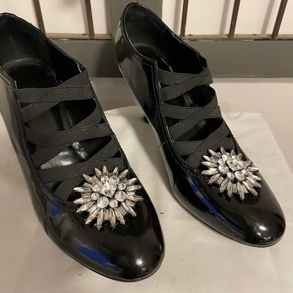 Franco Sarto leather healed loafer type shoe - Picture 2 of 7